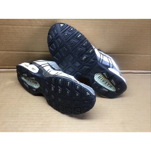 2011 Nike Air Max Torch 5 White & Gray Silver Size 7Y or Men 7 or Women 8.5 - Picture 8 of 8